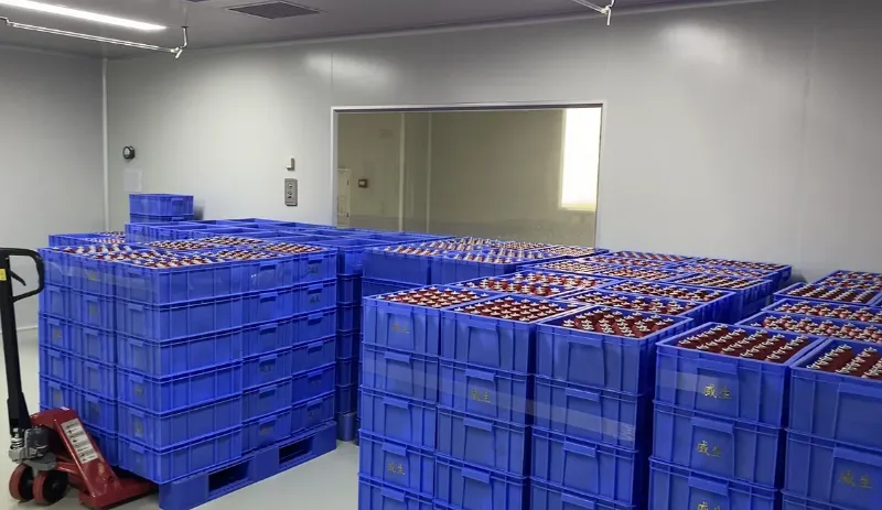 ​ESTAGNAÇÃO E TRANSBORDO DE GEL DE DUCHE